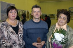 У раённым Цэнтры рамёстваў праходзіць выстава мастака Алеся Саўчанкі