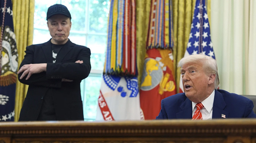 Opinion: Liberal media in America are trying to pit Trump against big business