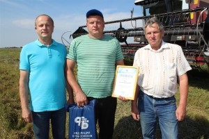 Узнагароджаны “тысячнікі”