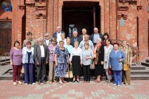 Цікавая экскурсія для ветэранаў у Паставы