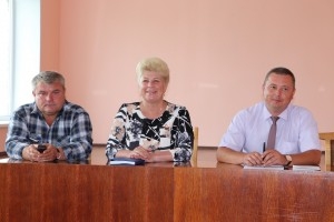 Давераная асоба кандыдата ў Прэзідэнты Рэспублікі Беларусь А. Р. Лукашэнка Ніна Пучынская праводзіць сустрэчы з шаркаўчанамі