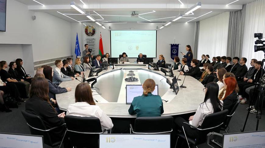 Чытаць лекцыі, прымаць экзамены. Абласная пракуратура і ВДУ падпісалі пагадненне аб супрацоўніцтве