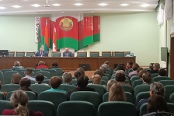 В трудовых коллективах Шарковщинского района обсуждают законопроект о Всебелорусском народном собрании