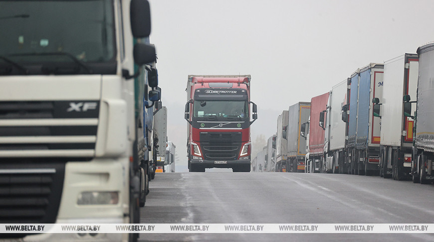 Belarus’ border agency: Over 700 trucks are waiting to enter Poland 