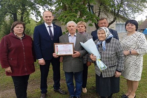 Жыхар вёскі Кубелеўшчына Эдмунд Чарневіч адзначыў 85-годдзе з дня нараджэння