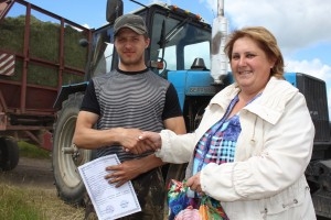 Лепшыя механізатары сельгаспрадпрыемства “Гарадзец”
