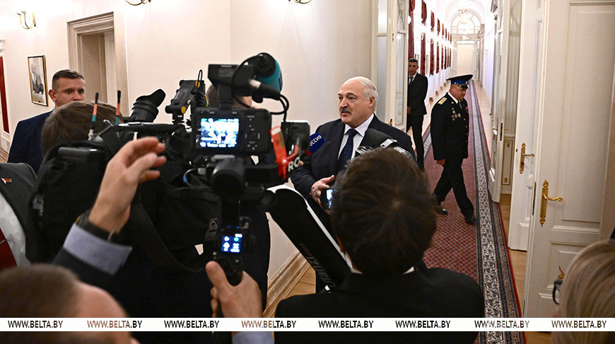 Lukashenko comments on possible schemes for providing Ukraine with weapons