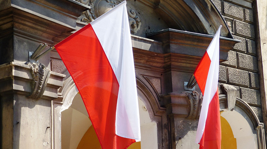 Expert dwells on reasons behind Poland’s aggressive policy towards Belarus