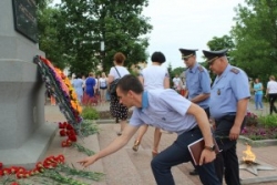 21 чэрвеня ля помніка загінуўшым воінам адбыўся мітынг, шаркаўчане ўшанавалі памяць ахвяр Вялікай Айчыннай вайны