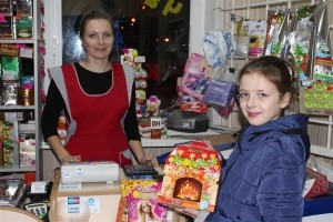 Торговые предприятия Шарковщины приглашают за покупками к новогоднему столу