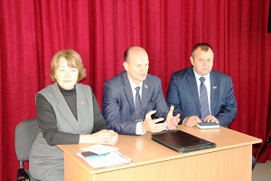 Інфармацыйна-прапагандысцкая
група райвыканкама сустрэлася з жыхарамі аграгарадка Буеўшчына