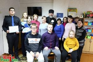 В Шарковщине провели благотворительную акцию «Белый цветок»